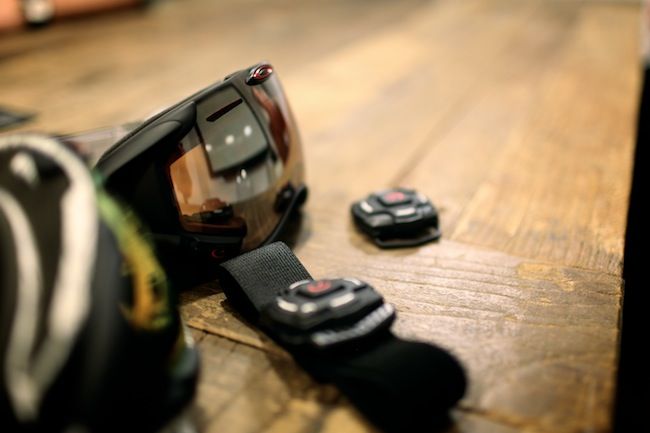 Oakley-Airwave-Goggles-Gear-Patrol-2