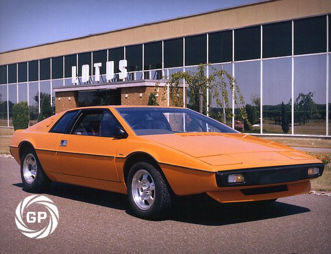 lotus-esprit-s1-gear-patrol