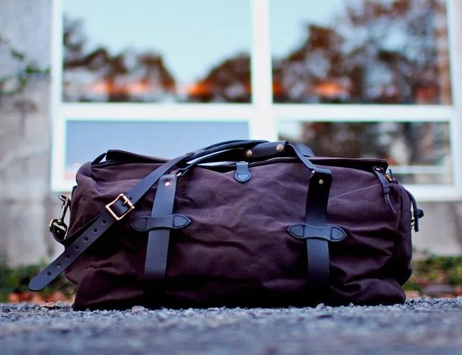 Filson-Medium-Duffle-Bag-Gear-Patrol-3
