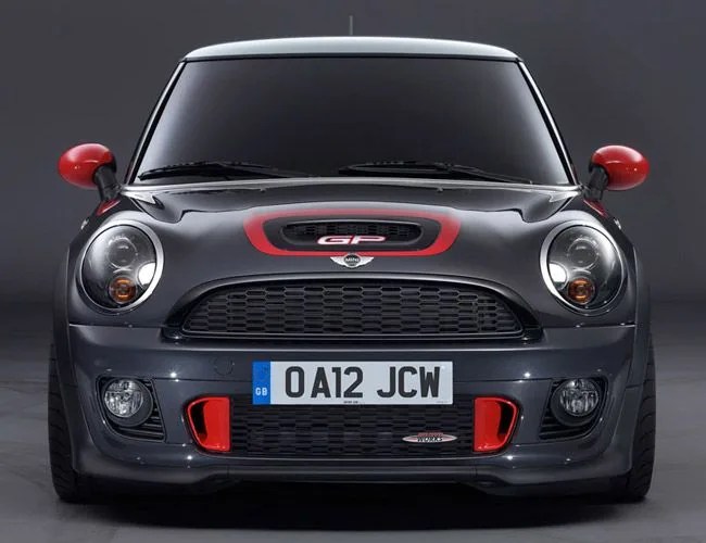 Mini-Cooper-John-Cooper-Works-2013-Gear-Patrol