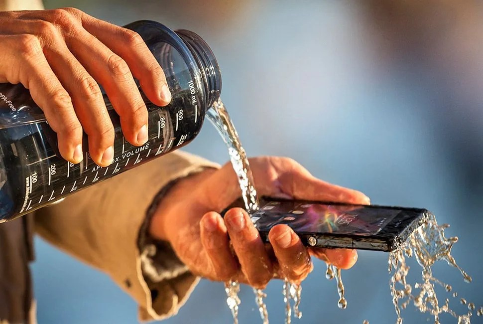 Sony-Xperia-Z-gear-patrol-full