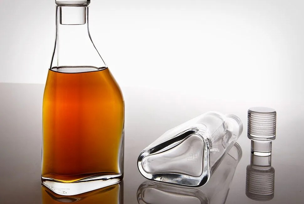 3-2-1-glassware-by-jeff-miller-gear-patrol-full