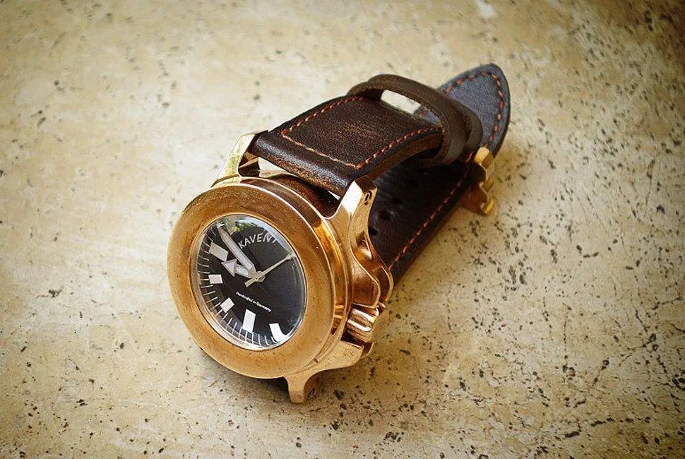 KAVENTSMANN-Triggerfish-Bronze-A2-gear-patrol-full