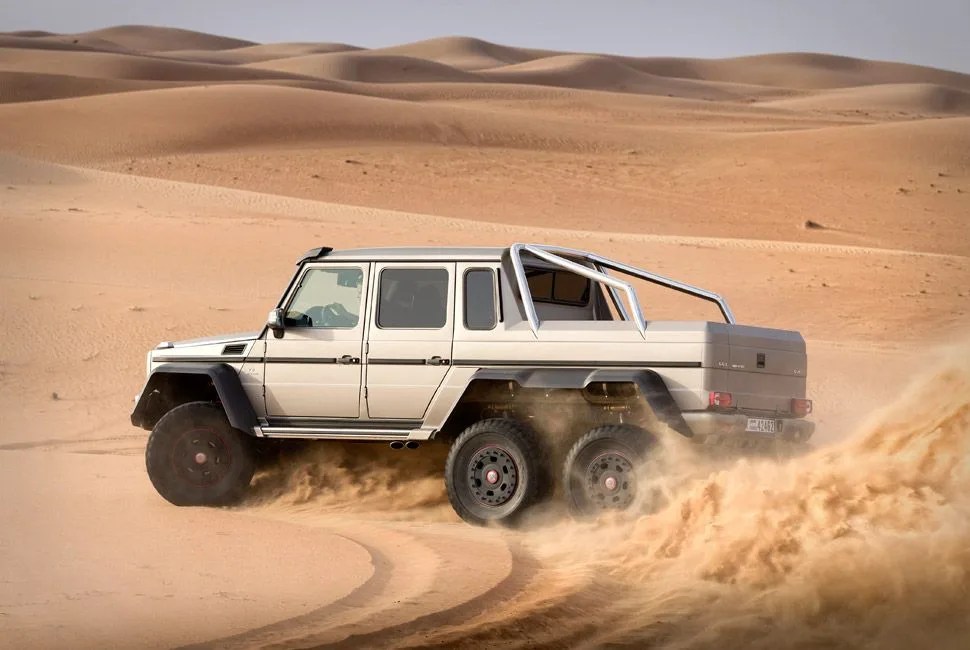 mercedes-benz-amg-6×6-gear-patrol-slide-4