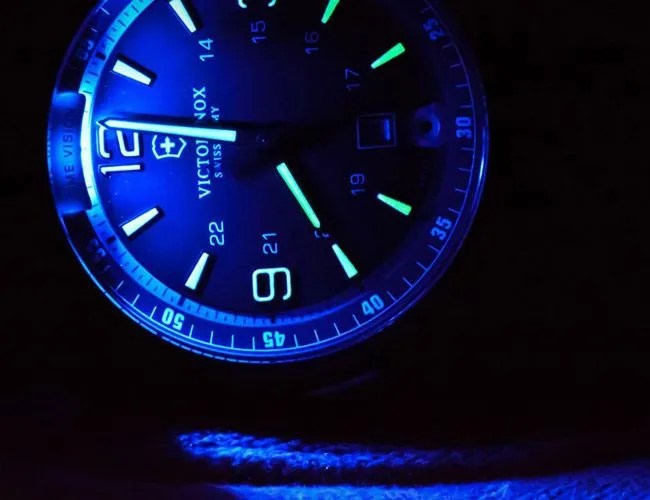 Victorinox-Swiss-Army-Night-Vision-gear-patrol