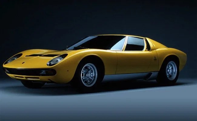 1967-Lamborghini-Miura-gear-patrol