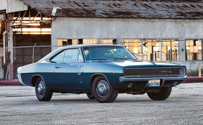 1968-Dodge-Charger-RT-gear-patrol