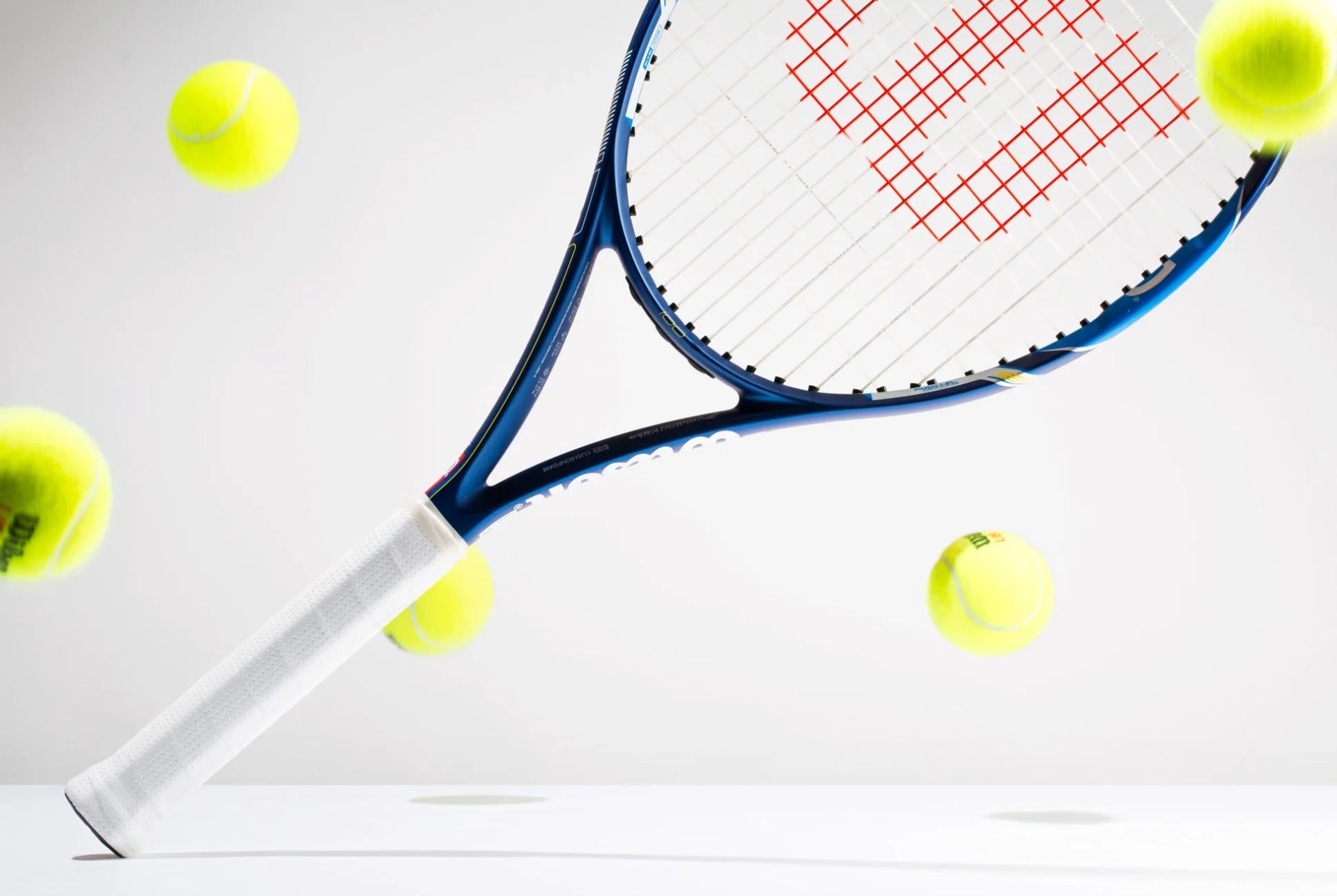 Best-Tennis-Racquets-Gear-Patrol-Lead-Full-2