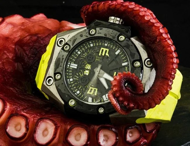 Linde-Werdelin-Oktopus-II-Yellow-gear-patrol-lead