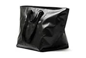 BAGGU-Wetsuit-Bag-Gear-Patrol