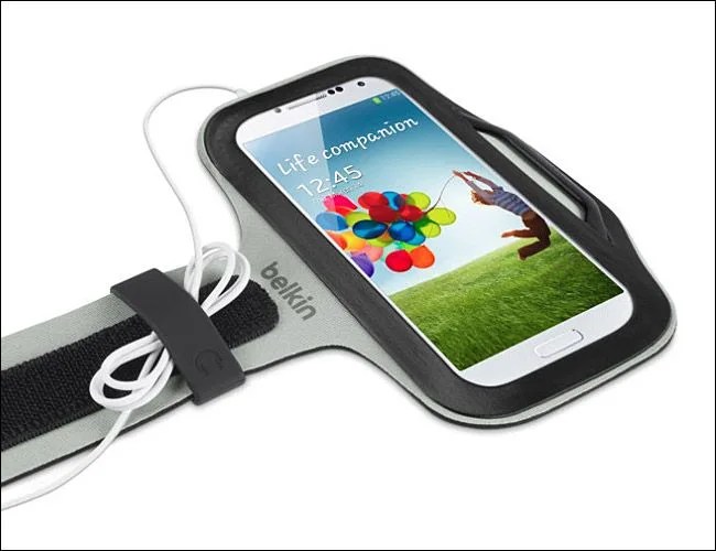 Belkin-Slim-Fit-Armband-Samsung-Galaxy-S4-Gear-Patrol
