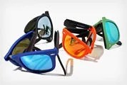 Ray-Ban-Folding-Wayfarer-Gear-Patrol