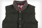 crescent-vest-gear-patrol