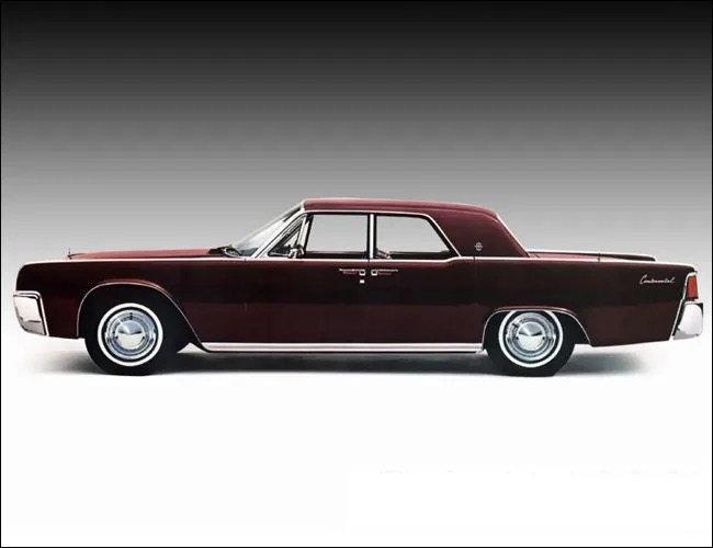 1961-Lincoln-Continental-Gear-Patrol-Ambiance-2
