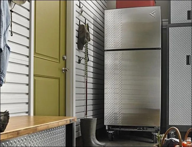 Gladiator-Fridge-Gear-Patrol