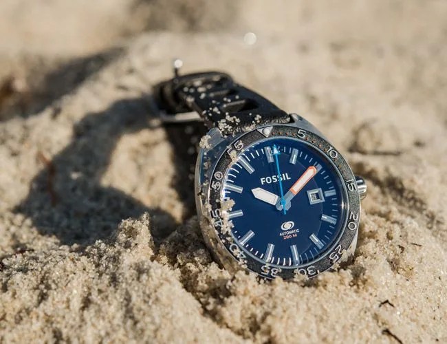 fossil breaker gear patrol lead