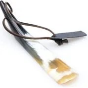 shoe-horn