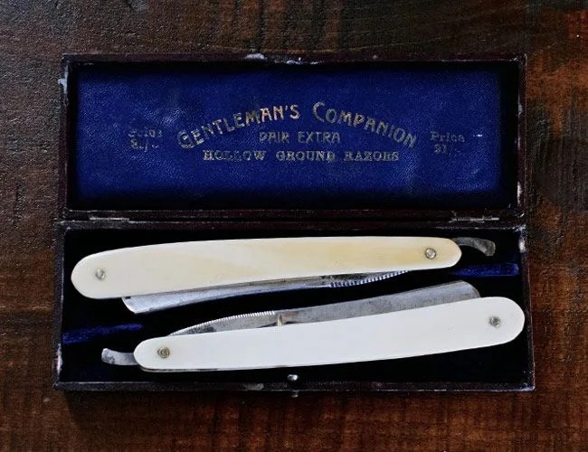 Gentlemans-Companion-straight-razor-gear-patrol