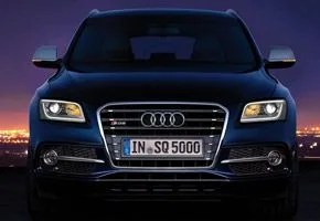 Under-the-Hood-Audi-SQ5