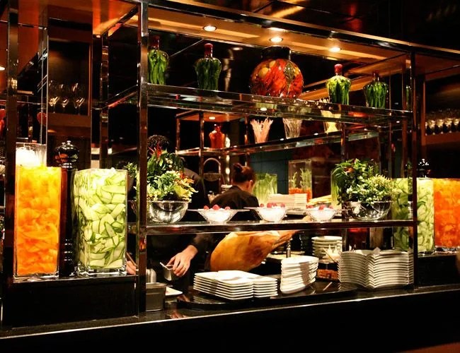 L-Atelier-De-Joel-Robuchon-Gear-Patrol