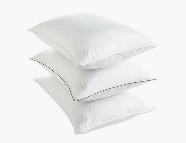 HOTEL-COLLECTION-PRIMALOFT-DOWN-ALTERNATIVE-DENSITY-PILLOWS-Gear-Patrol