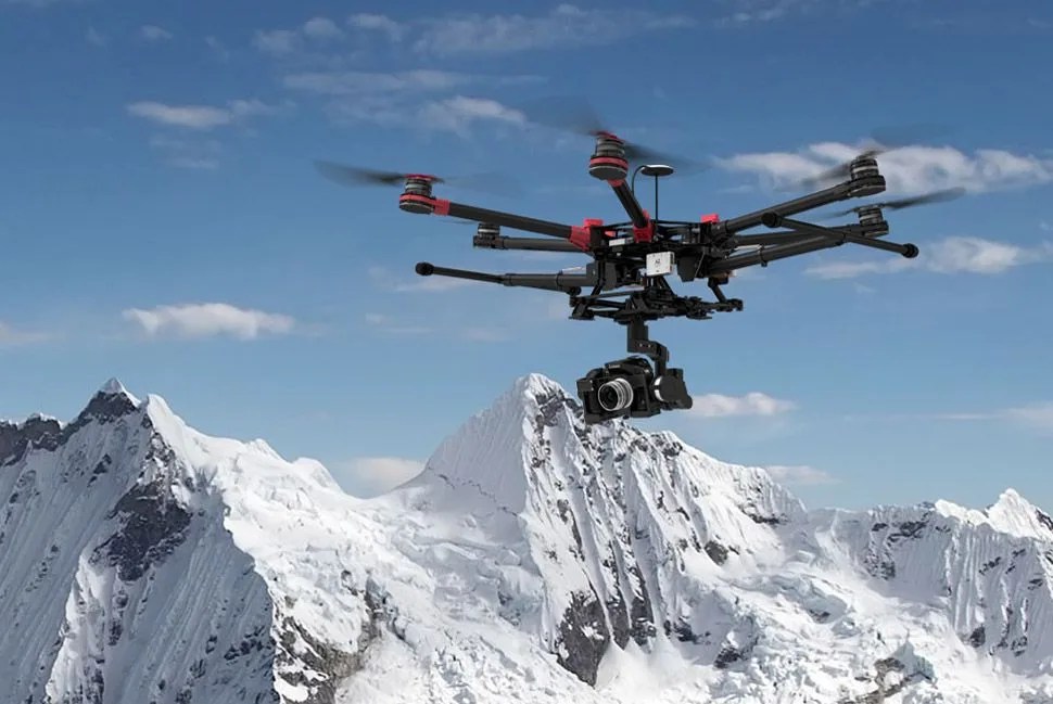 DJI-PHantom-Octo-Gear-Patrol-Lead-FUll