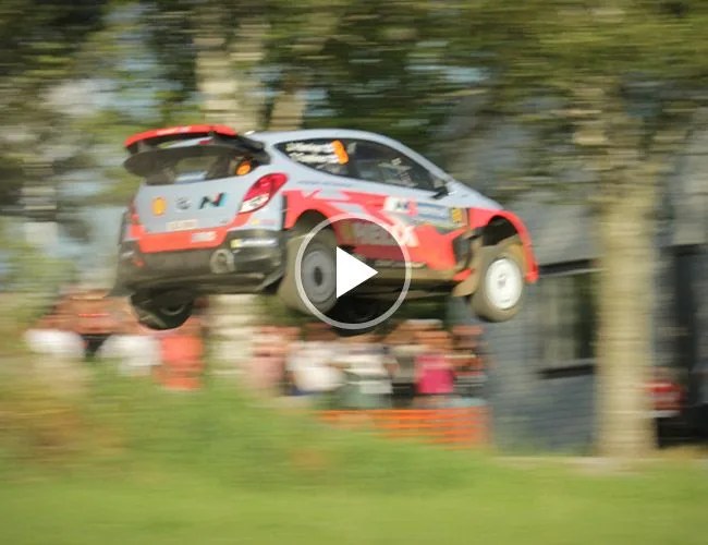 HYUNDAI-WRC-GEAR-PATROL-LEAD