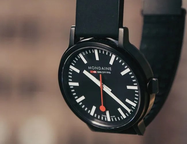 Mondaine-Stop2Go-Gear-Patrol-LEAD