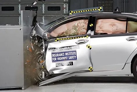 Acura-RLX-Gear-Patrol-Sidebar