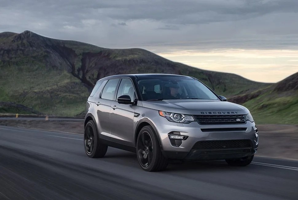 Land-Rover-Discovery-Gear-Patrol-Lead-Full