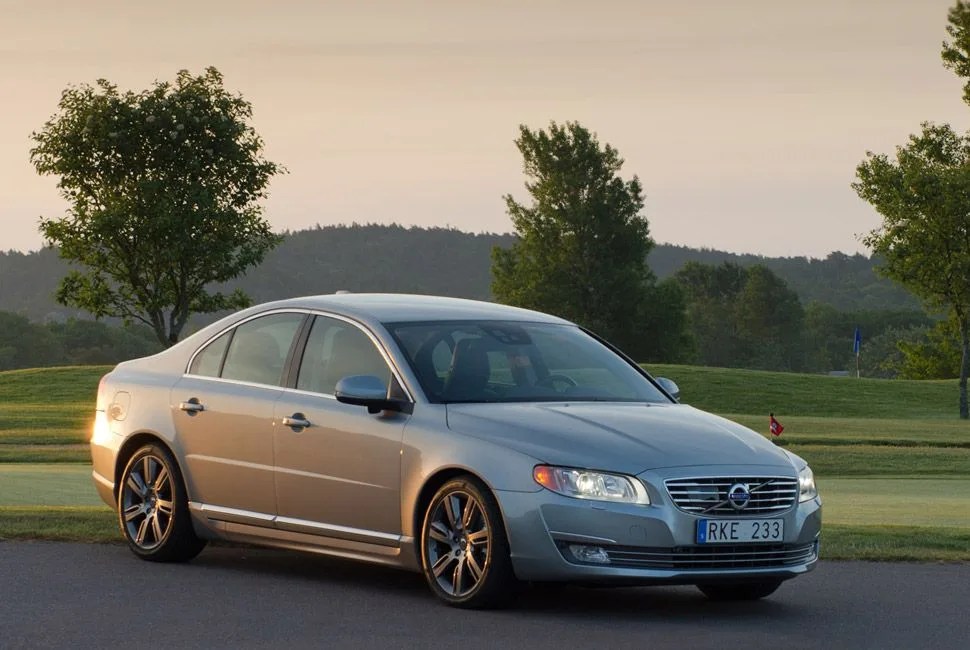 Volvo-S80-Gear-Patrol