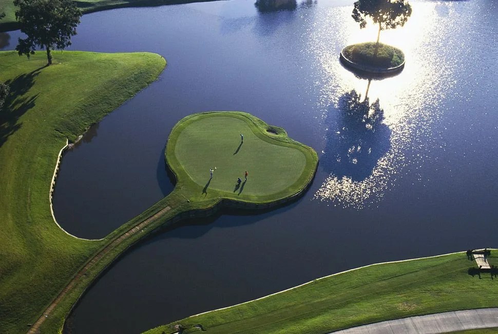 tpc-sawgrass-stadium-golf-course