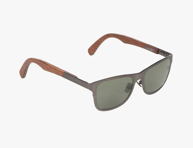 SHWOOD-CANBY-TITANIUM-GLASSES-Gear-Patrol