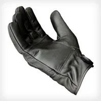 Suus-Moto-Gloves-Gear-Patrol