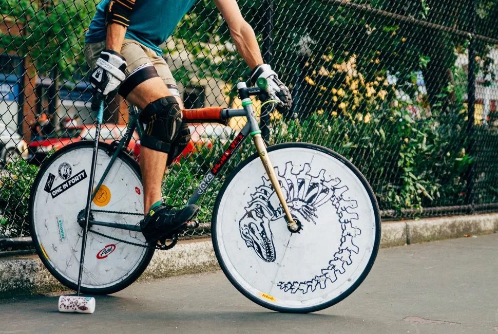 Bike-Polo-Gear-Patrol-Lead-Full