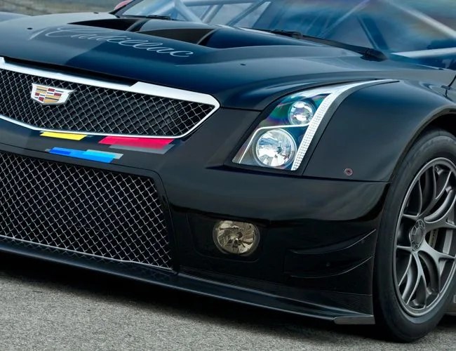 Cadillac-ATSVR-Gear-Patrol-LEad.jpg