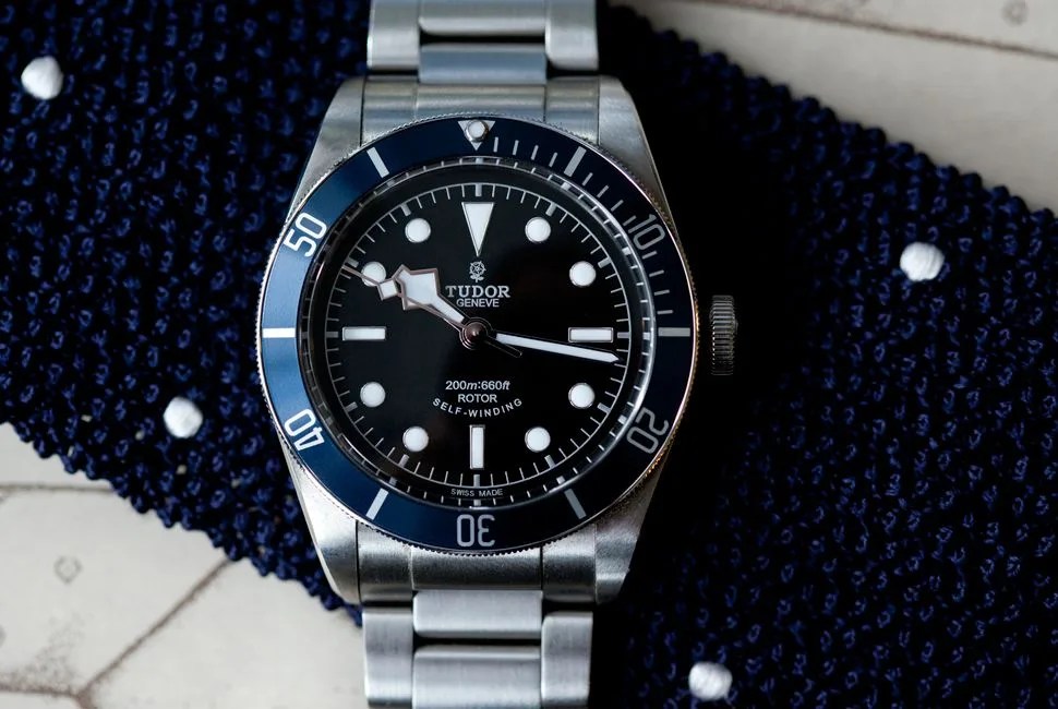 TWIW-Hodinkee-Drakes-Gear-Patrol-Lead-Full