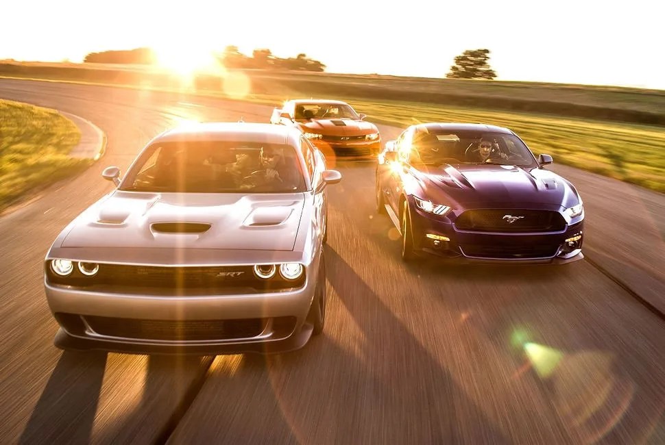 Automobile-Magazines-American-Muscle-Comparison-Gear-Patrol-Lead-Full