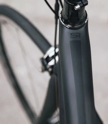 Cannondale-Super-Six-Hi-Mod-Evo-Gear-Patrol-AMBIANCE-OFFSET