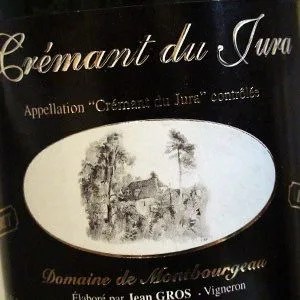 Cremant-du-jura-gear-patrol