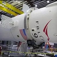 Elon-Musk-Rocket-Gear-Patrol