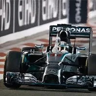 Lewis-Hamilton-F1-Champ-Gear-Patrol
