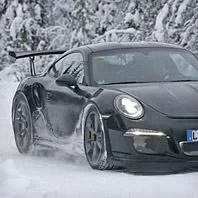 Porsche-GT3-RS-Gear-Patrol