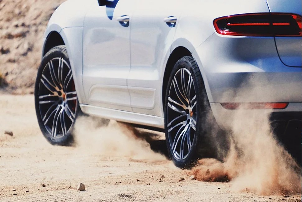 porsche-macan-gear-patrol-slide-26