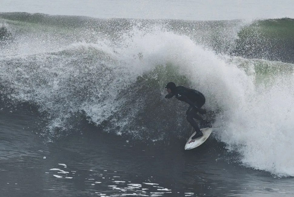 winter-surfers-of-new-england-gear-patrol-slide-7