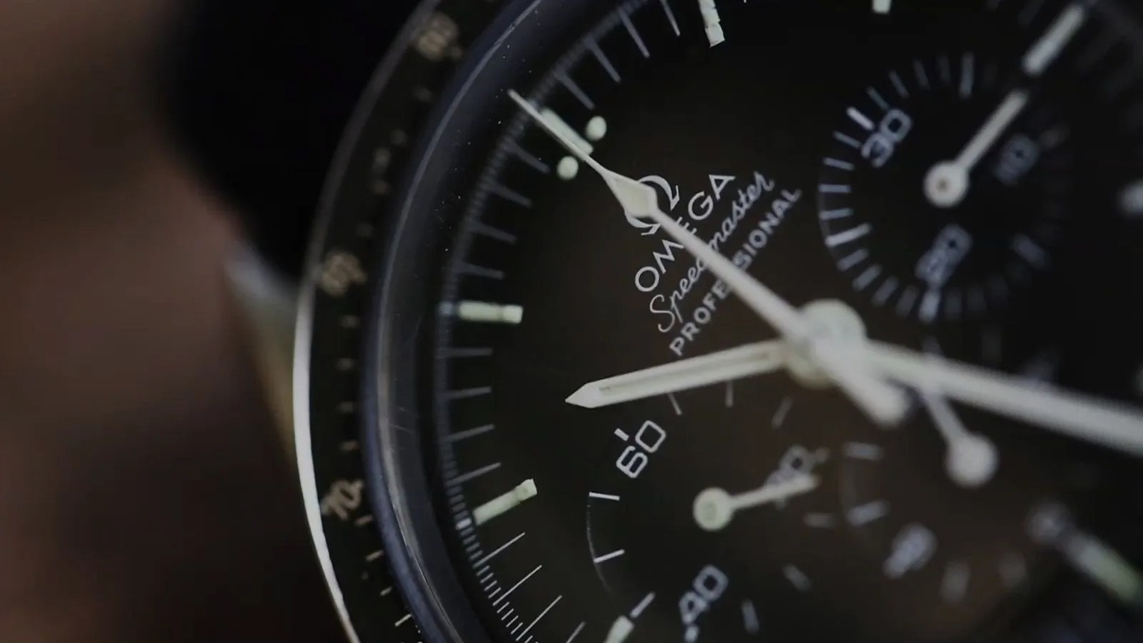 Chronograph-video-gear-patrol-slate-