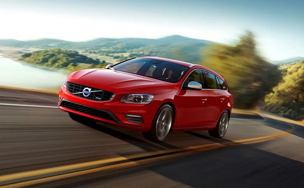 Passion Red, Front, Side, Driving