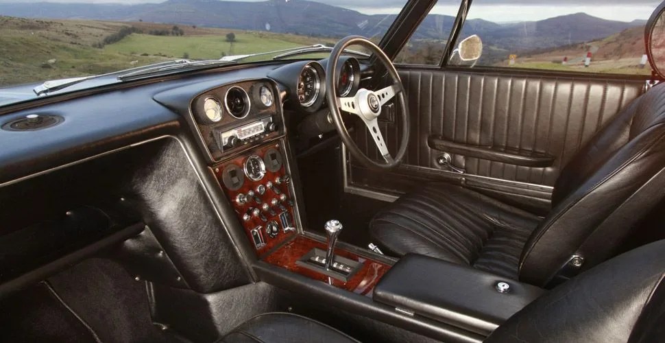Jensen-Interceptor-Gear-Patrol-Ambiance-970