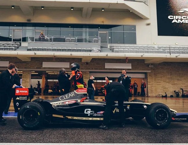 F1-Experience-Gear-Patrol-LEAD