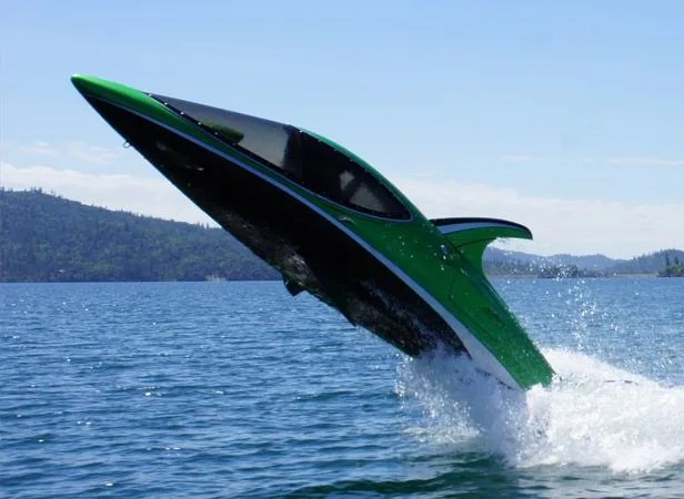 best-water-crafts-gear-patrol-seabreacher450